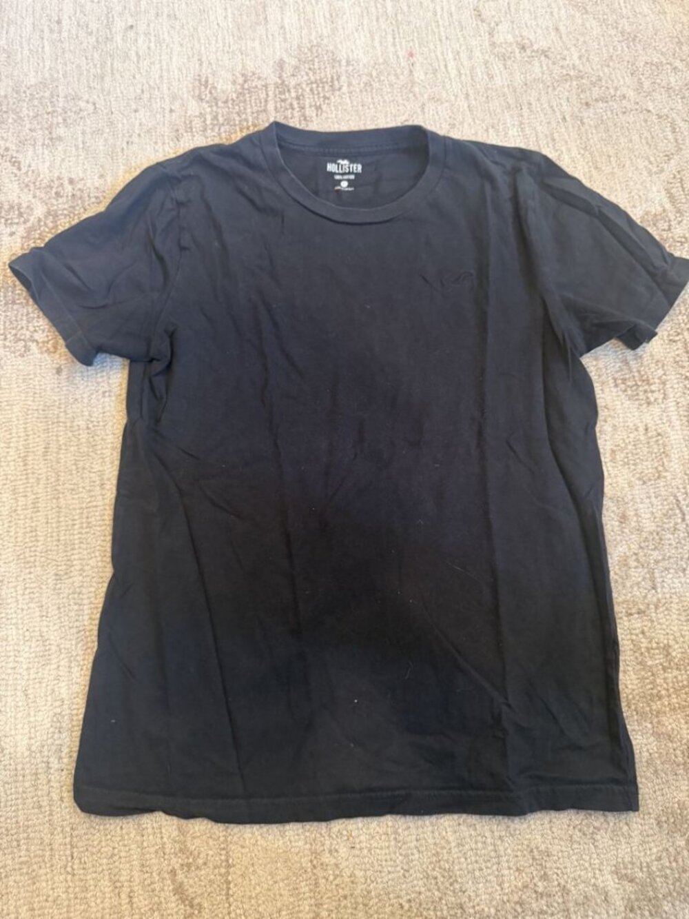 Black Hollister Tee XS NWT